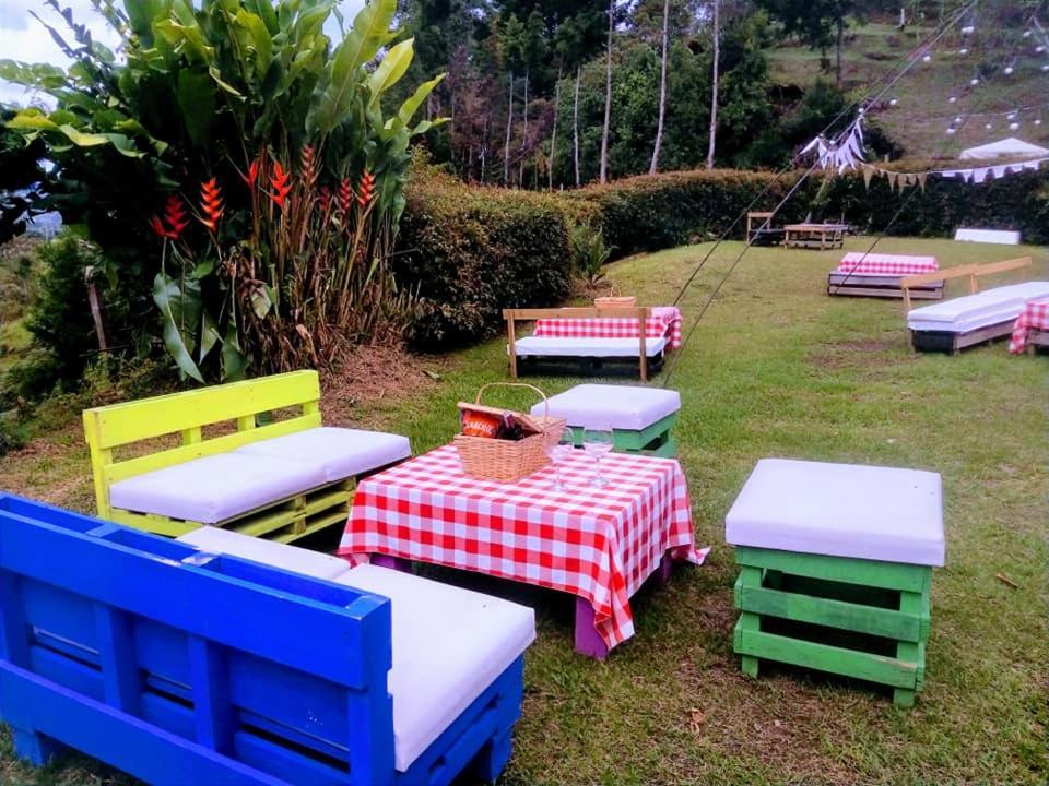 House Bed and Breakfast Guatapé Buitenkant foto